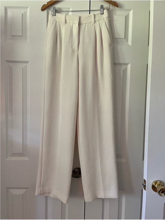 Aritzia Pants - Wilfred The Effortless Pant Light Birch